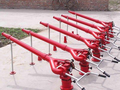 消防器材介紹哪些場(chǎng)所運用消防炮